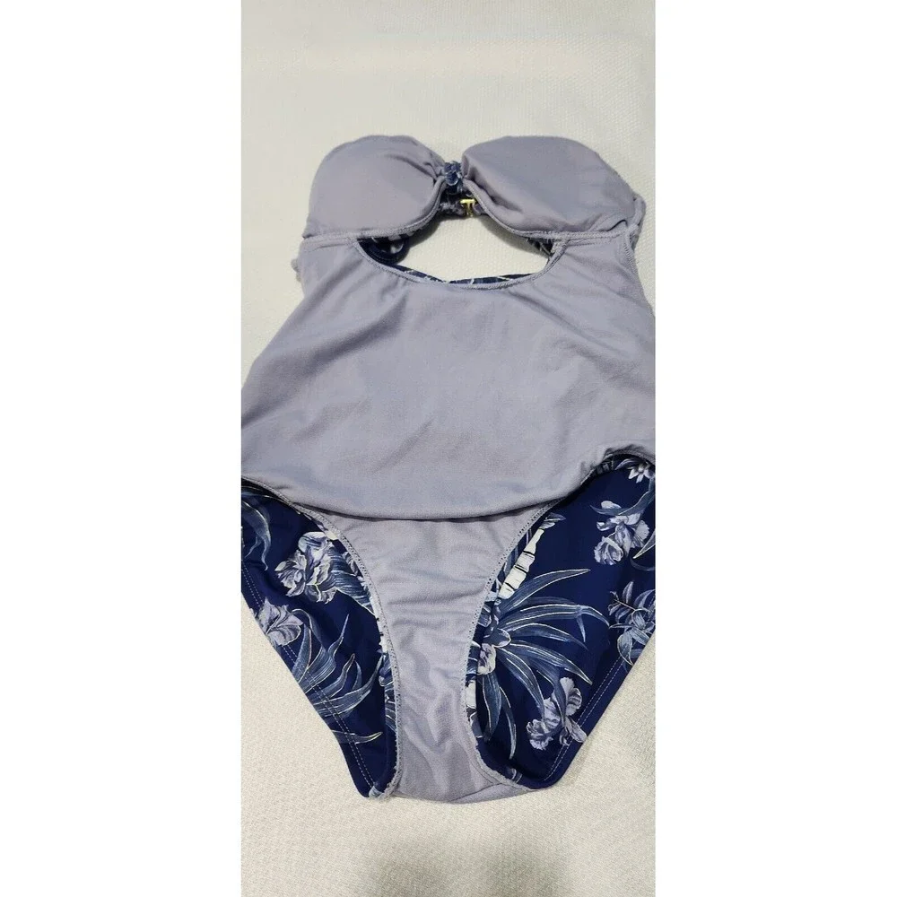 Ambrielle Swimsuit Medium Color Blue Navy One piece Swimsuit. - Picture 9 of 11